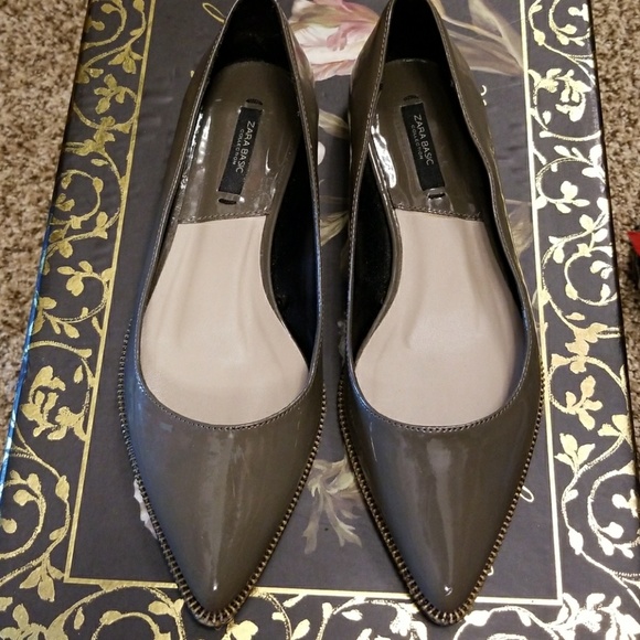 Zara flats - Picture 1 of 4